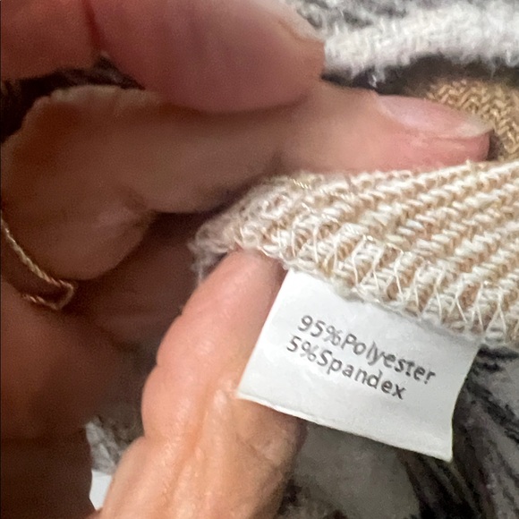 Plaid Button-Up Shirt Jacket - Picture 2 of 7